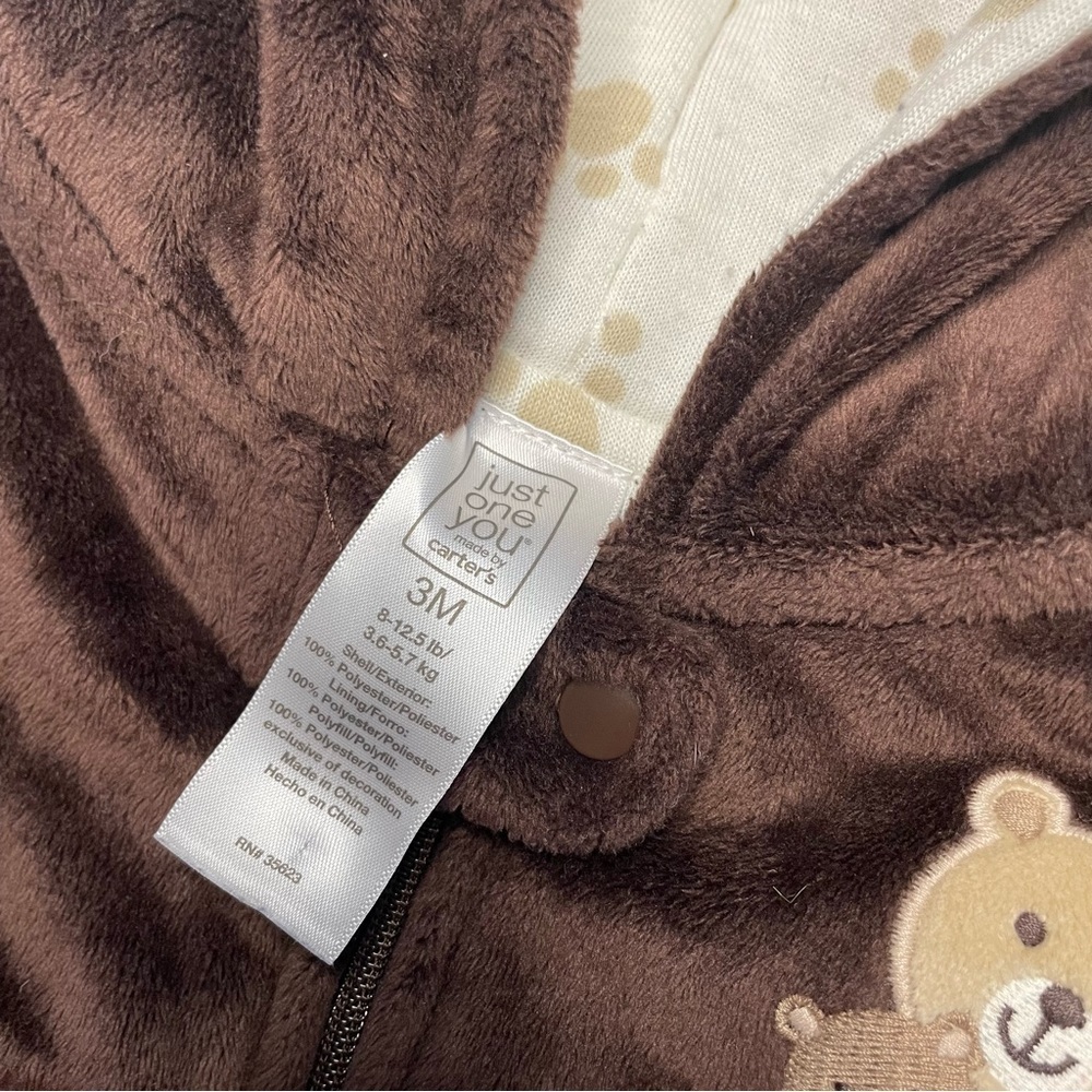Carter’s 3 Month Winter Mittens Zipper and Hooded Bear Suit PRELOVED - Picture 6 of 15